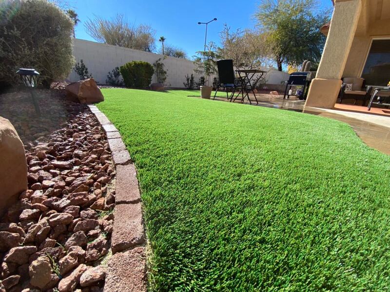 green-artificial-grass-lawn-patio-chairs