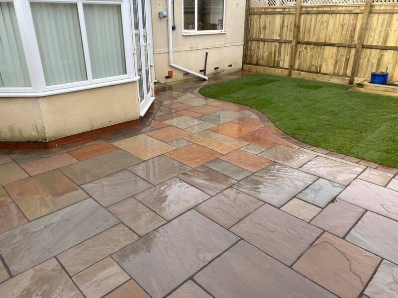 sandstone-patio-installation-completed-in-durham